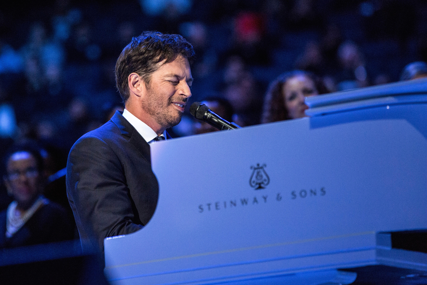 Harry Connick Jr. performs prior to a Mass celebrated by Pope Francis at Madison Square Garden in New York City. (CNS photo/Andrew Burton, pool via EPA)